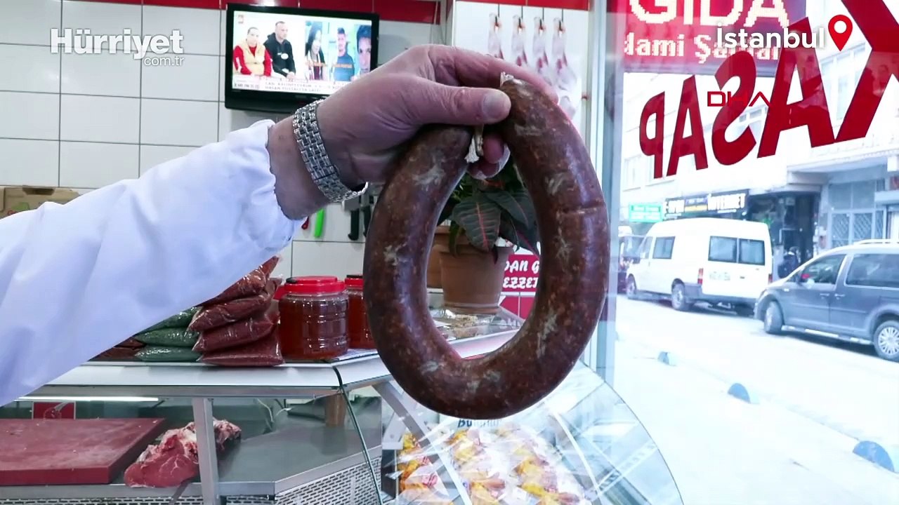 Görüntüler sosyal medyada çok konuşulmuştu... Uzman isim uyardı: Sucuktaki hileye dikkat