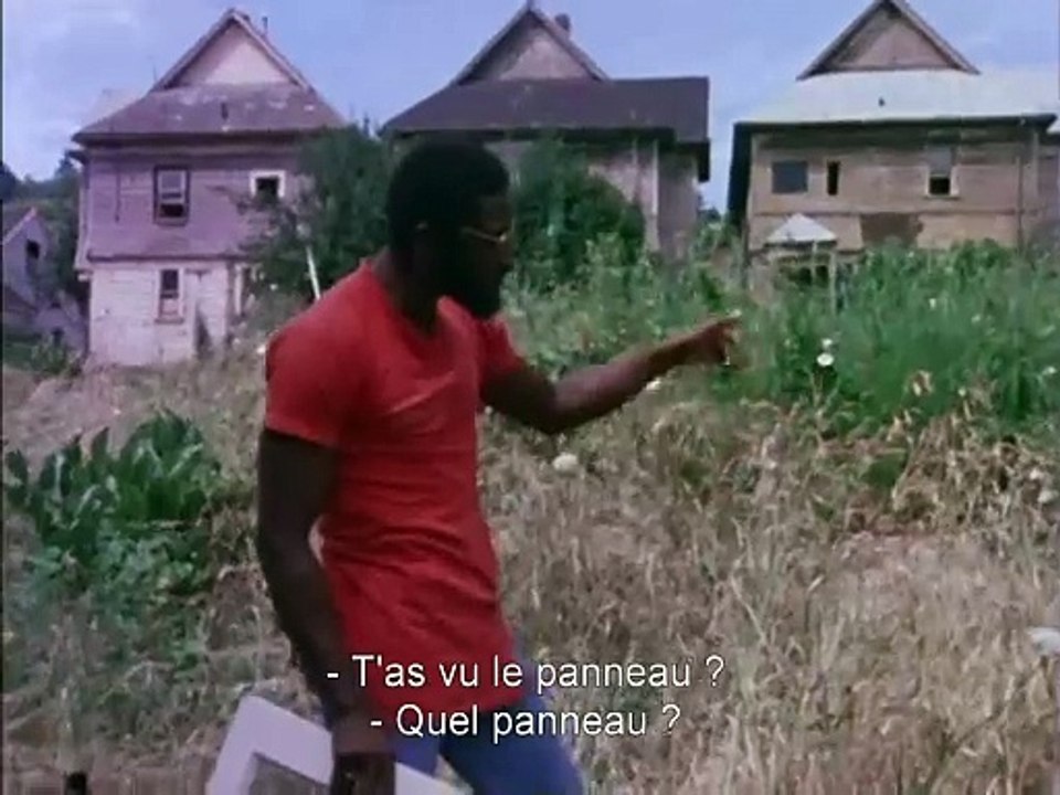 Property (1979) - Bande annonce