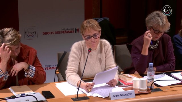 Judith Godrèche qualifie de combat mort-né celui des violences sexuelles dans le monde du cinéma et la société française