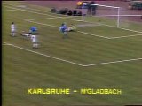KARLSRUHE   - MONCHENGLADBACH  -  1976 -  SAISON  1976/1977 -