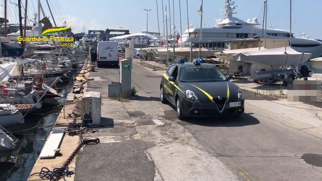 Lucca, evasione nel settore nautica. Denunciate 10 persone