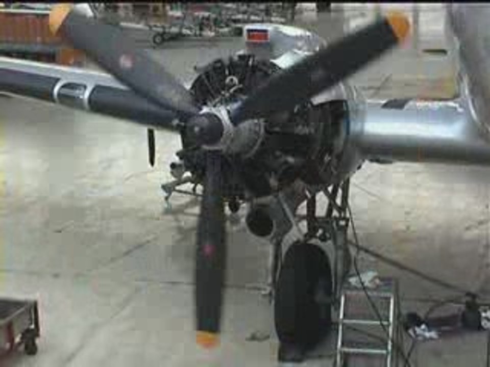 L'avion DC3 en sortie de visite hivernale