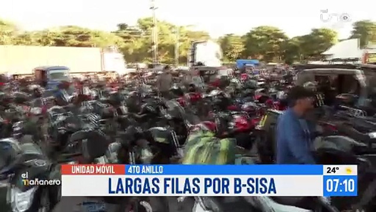 Largas filas para registro del B-Sica para conductores