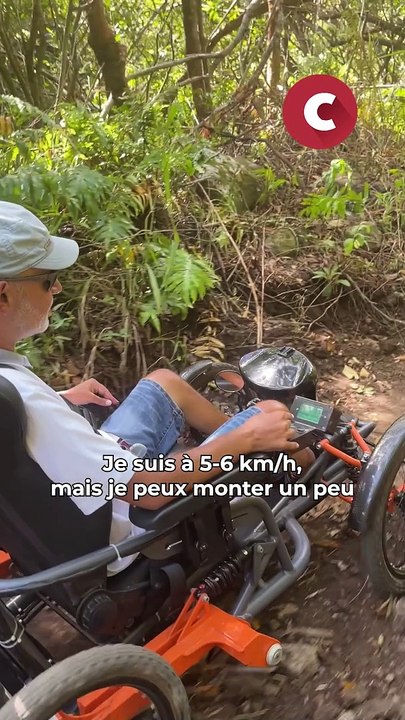 Il dévale les sentiers de La Réunion en fauteuil roulant tout terrain