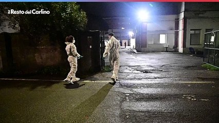 Accoltellato in via Pallavicini: i rilievi degli investigatori. Video