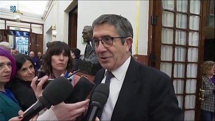 Patxi López afea a Tellado que se meta el dedo "en el ojo" antes de señalar de manera"