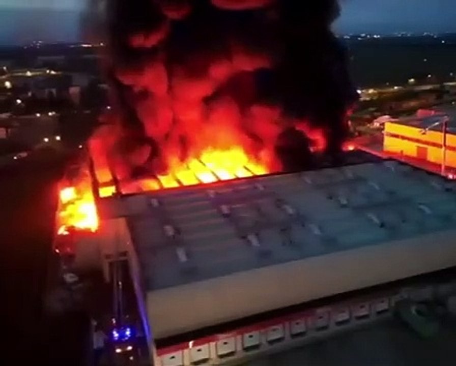 L’INCENDIO DELL’AZIENDA DI TRASPORTI A TRUCCAZZANO