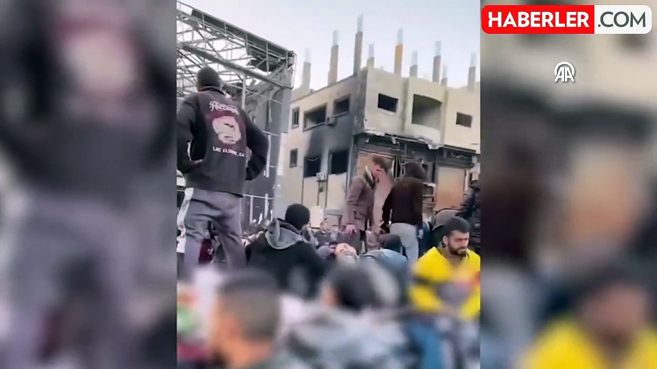 Hamas, İsrail'in bugün Gazze Şeridi'nde 104 Filistinliyi öldürmesinden sonra rehine takası görüşmelerinden çekilebileceğini söyledi