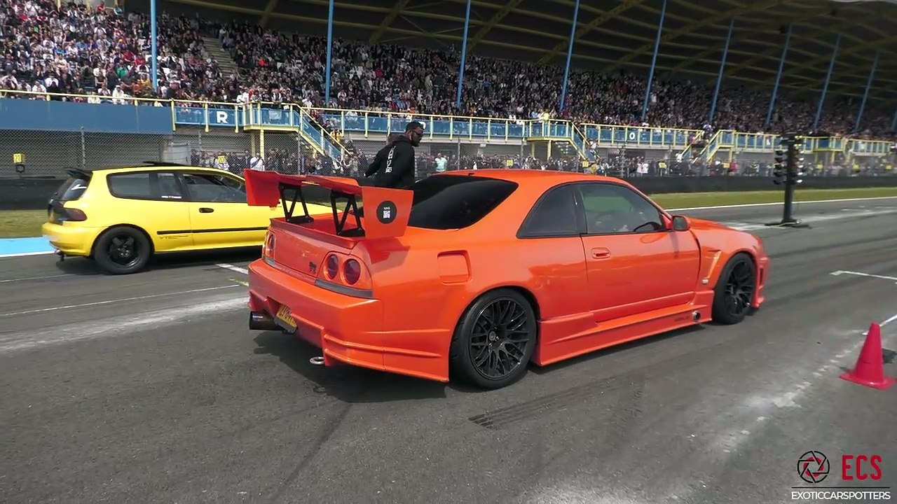 Nissan Skyline R33 Bee R B334R - CRAZY Sounds, Burnouts & Accelerations !