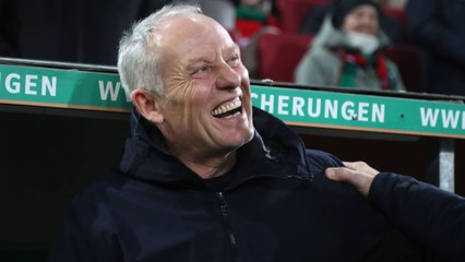 Freiburg-Coach Christian Streich sorgt für Lacher bei PK – Entscheidung zur Vertragsverlängerung noch offen 🦅