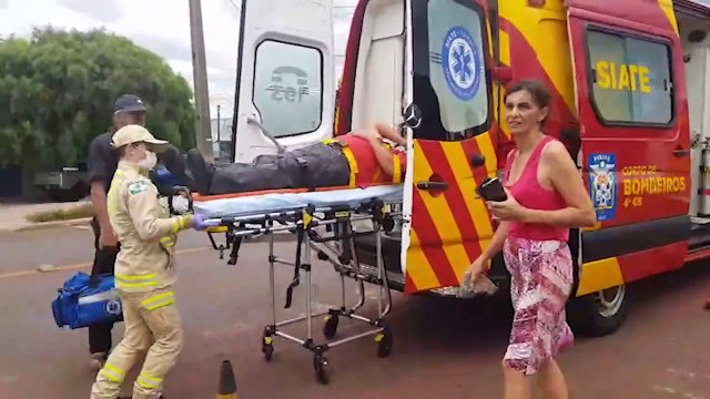 Motorista fica preso nas ferragens após perder freios de caminhão na PR-473, em Nova Laranjeiras