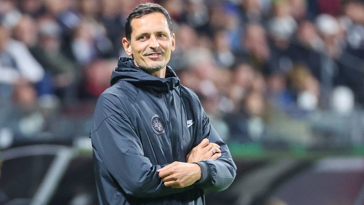 Toppmöller witzelt: 'Ich erwarte eine Mannschaft die total da ist - ich rede von unserer'