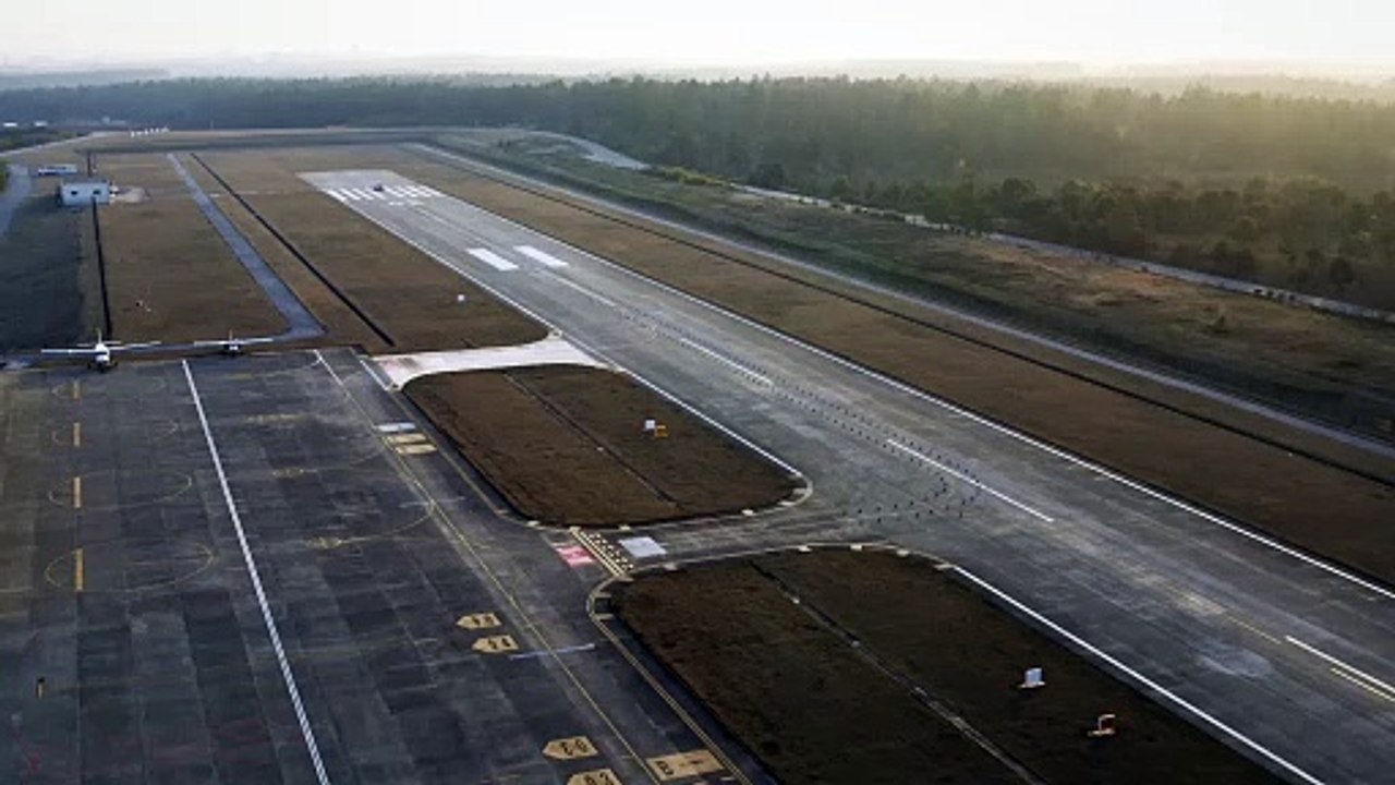 Yangwang U8: La précision de la vectorisation du couple sur chaque roue garantit la stabilité en cas d'éclatement des pneus