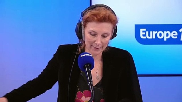 «Et comment ! Oui j'irai» : Emmanuel Macron promet de se baigner dans la Seine... mais ne dit pas quand