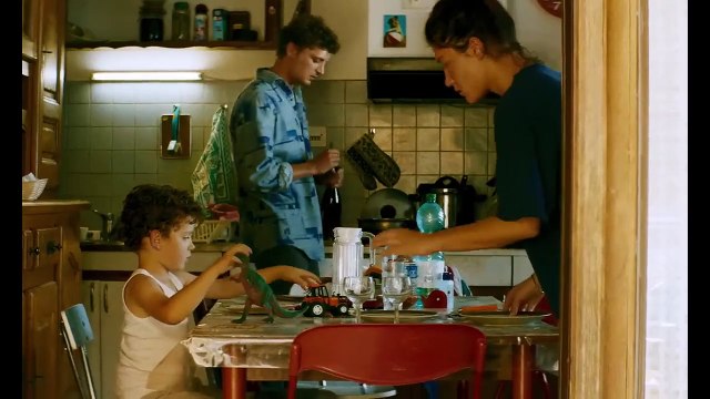 Revenir (2019) - Bande annonce