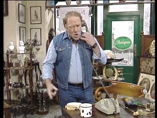 Never the Twain (1981) - S03E01 - Taking Stock