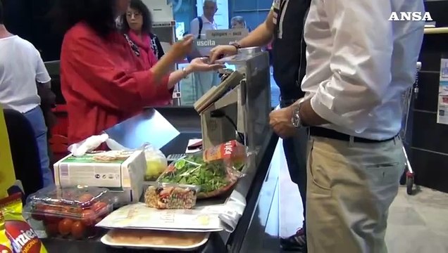 Con l'inflazione in calo sale la fiducia dei consumatori. Stesso trend in Europa