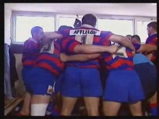 Stade français, echauffement avec du dalida...