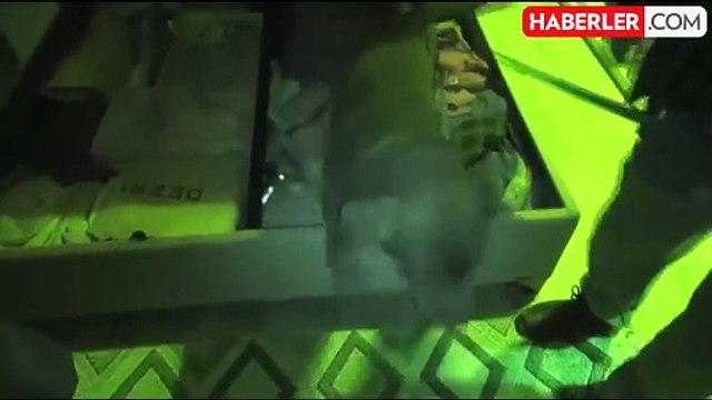 Ankara'da eş zamanlı olarak düzenlenen Mahzen-1 operasyonunda Pekmez Kardeşler Organize Suç Örgütü çökertildi.