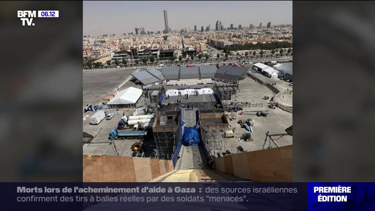 En Arabie Saoudite, une rampe de ski recouverte par 500 tonnes de neige artificielle pour une compétition