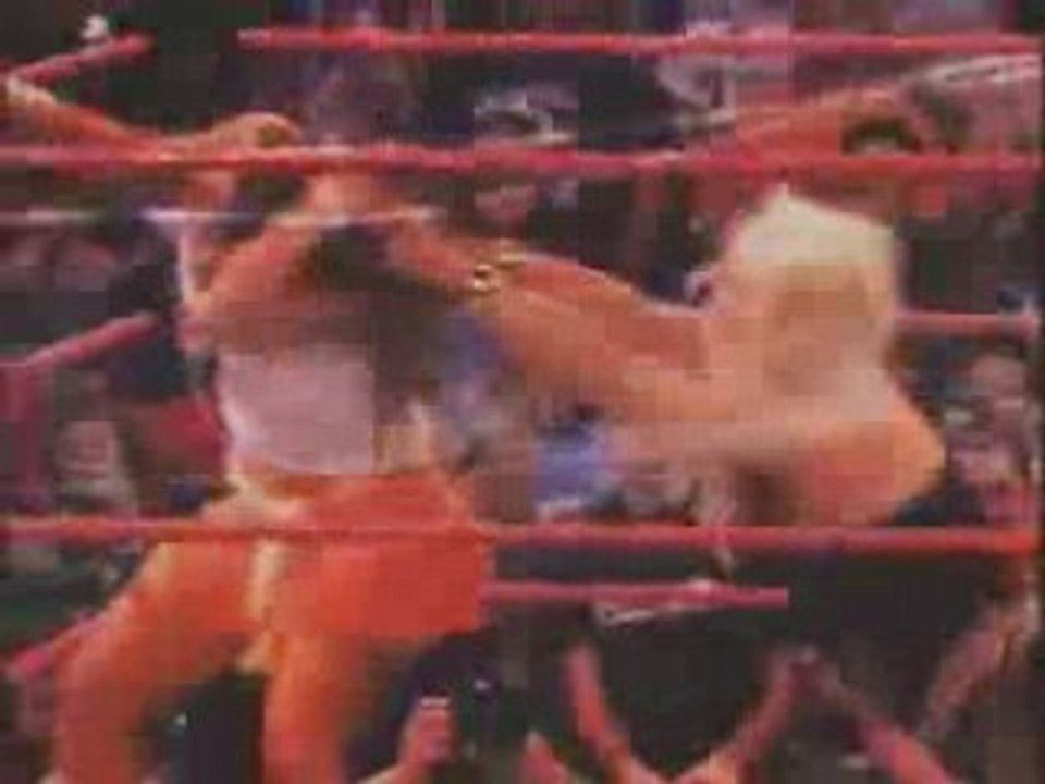 Beth Phoenix entrance video