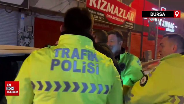 Bursa'da polisi görünce geri vitese taktı, son sürat böyle kaçmaya çalıştı