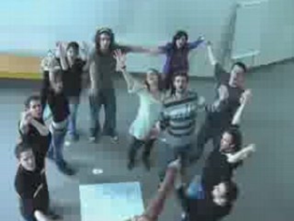 Lip dub SRC Montbeliard 2008 Groupe B1 "L'homme pressé"