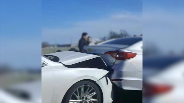 충북 진천 중부고속도로 5중 추돌 사고...4명 경상 / YTN