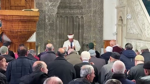 Cuma namazının ardından Türkiye'de eller Gazze için semaya kalktı!