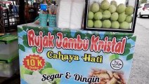 DELICIOUS AND FRESH CRYSTAL GUAVA RUJAK INDONESIAN STREET FOOD