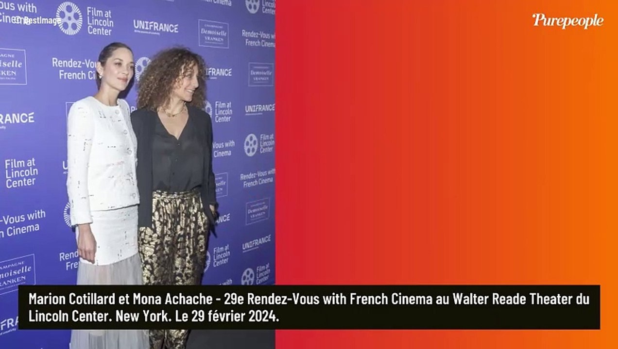 PHOTOS Marion Cotillard en mini-jupe Chanel bi-matière et cheveux plaqués : renversante à New York