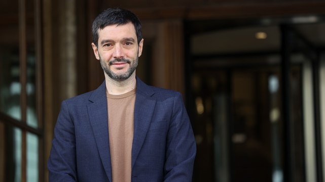 Bustinduy: Es intolerable que un país rico como España permita los índices de pobreza infantil que hay en nuestro país