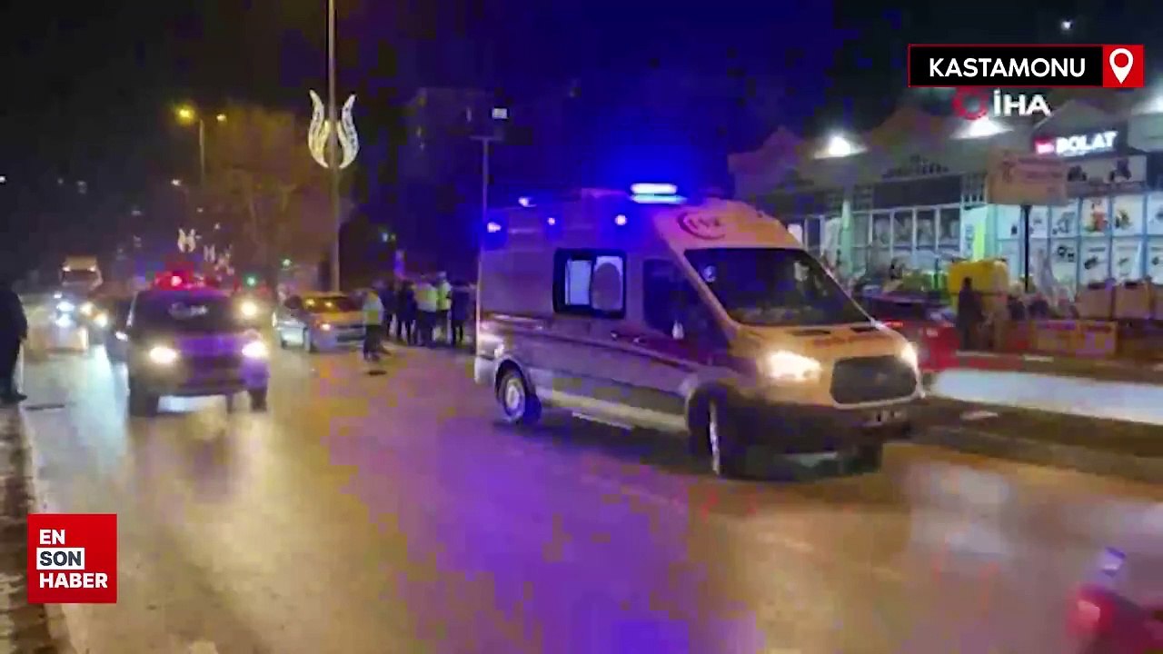 Kastamonu'da yaşlı kadın ve torununun yaralandığı kaza kameraya yansıdı