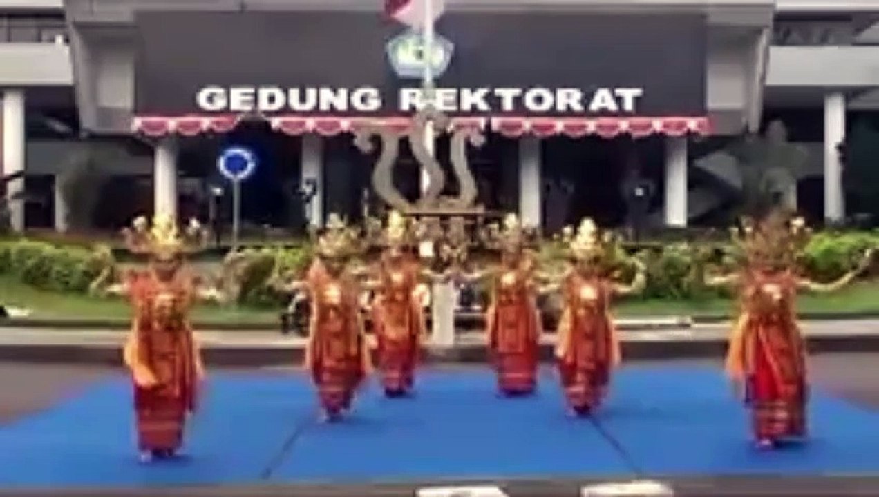 Tari Sembah Wisuda 24