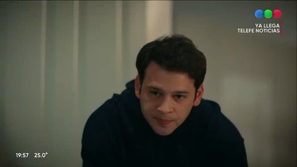 En "Todo por mi hogar", Ogulcan se entera que Susen estuvo presente cuando murió Leyla