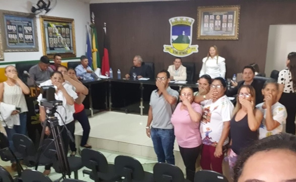 Professores anunciam paralização em Santa Inês após projeto que reduz salário e ignora PCCR