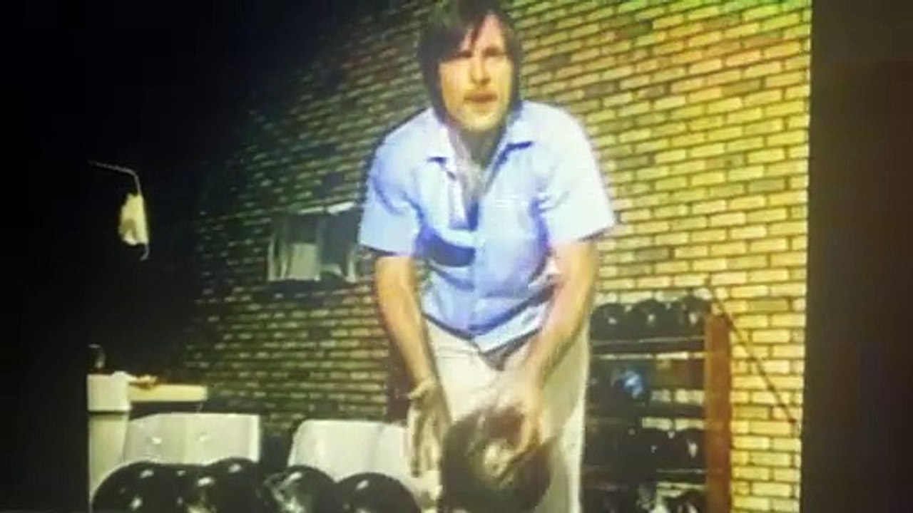 America’s Funniest Home Videos - Bowling Bowling (1991)