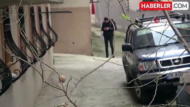 Vicdansızlığın bu kadarı: Pendik'te yeni doğmuş bir bebek evin bahçesinde terkedilmiş halde bulundu