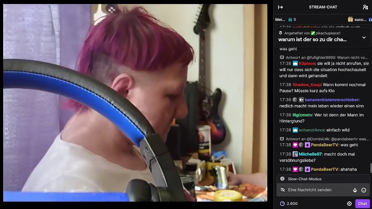 Streit, Polizei, Drama Queen und Gesang