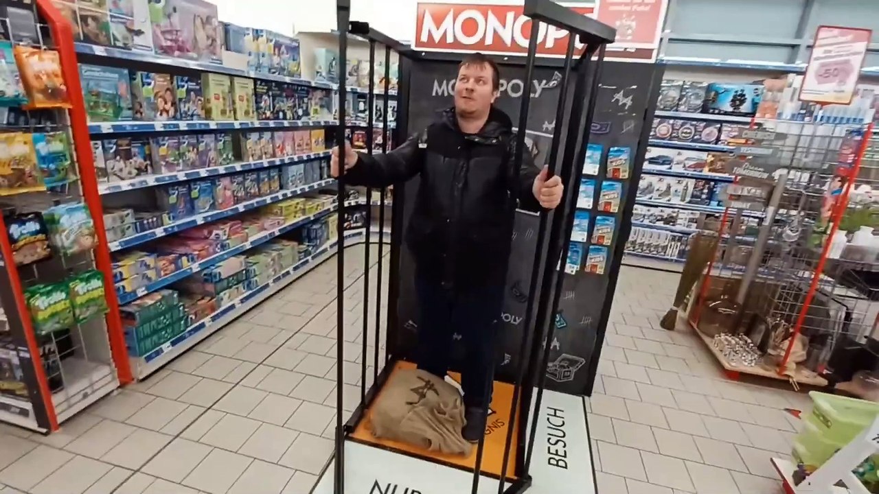 Die Neuheiten, Spielzeug Laden und Supermarkt E Center. Leon Testet. 31.01.2023.