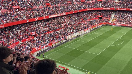 Ovación a Isaac Romero