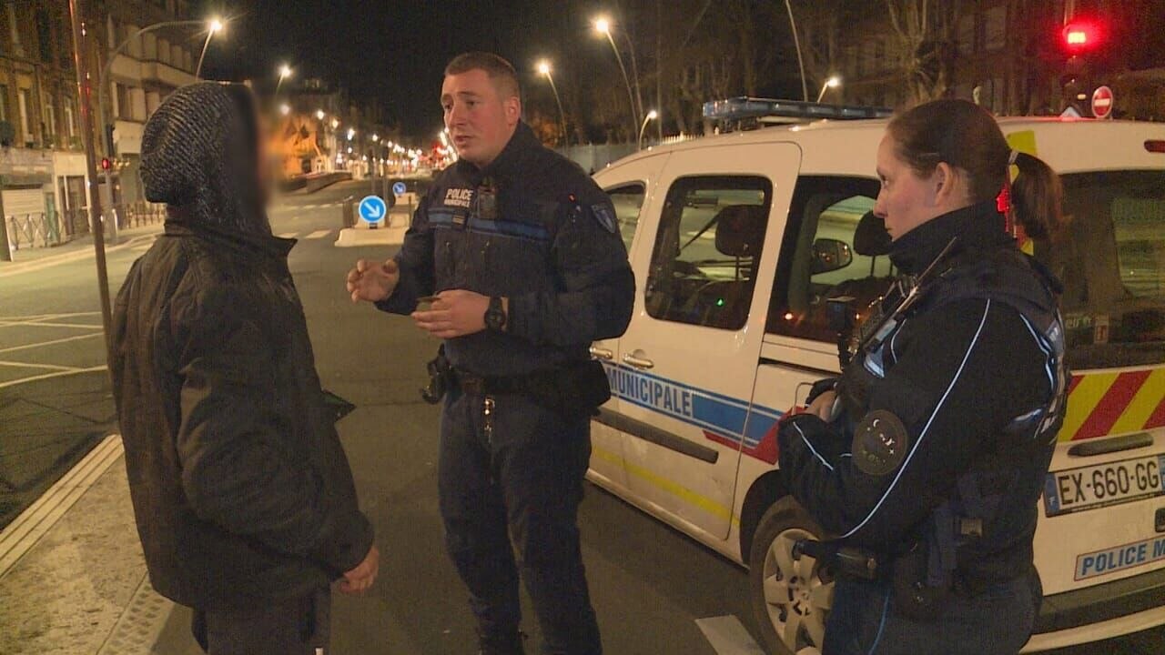 100 jours avec la police des Ardennes vidéo bande annonce