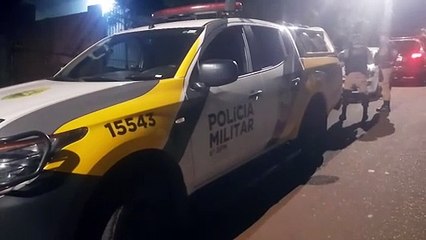 Em posse de arma de fogo, homem ameaça ex-companheira e danifica Fiat Punto