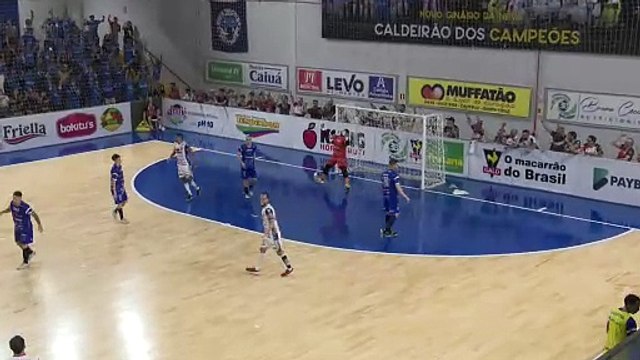 Cascavel derrota o Galo Dois Vizinhos por 5x3 na primeira partida oficial no Novo Caldeirão da Neva