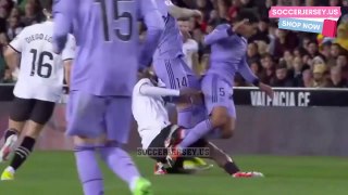 Real Madrid vs Valencia 2-2 all goals extended highlights last minute drama