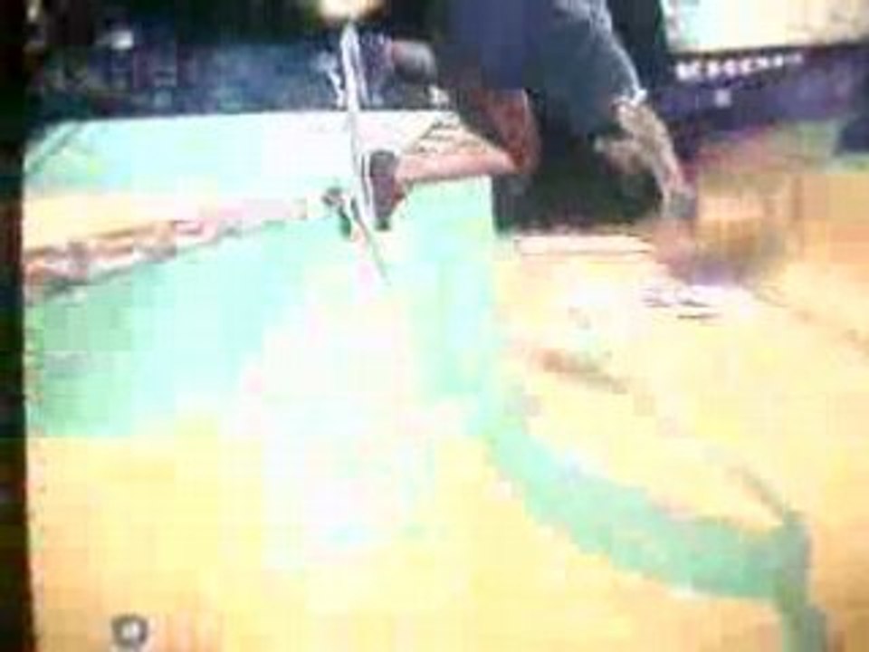 EA skate double body varial au X-games 2