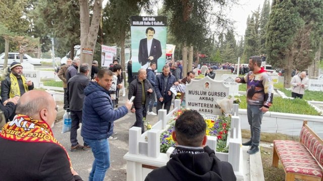 Arabeskin Babası Müslüm Gürses, İstanbul'da mezarı başında anıldı