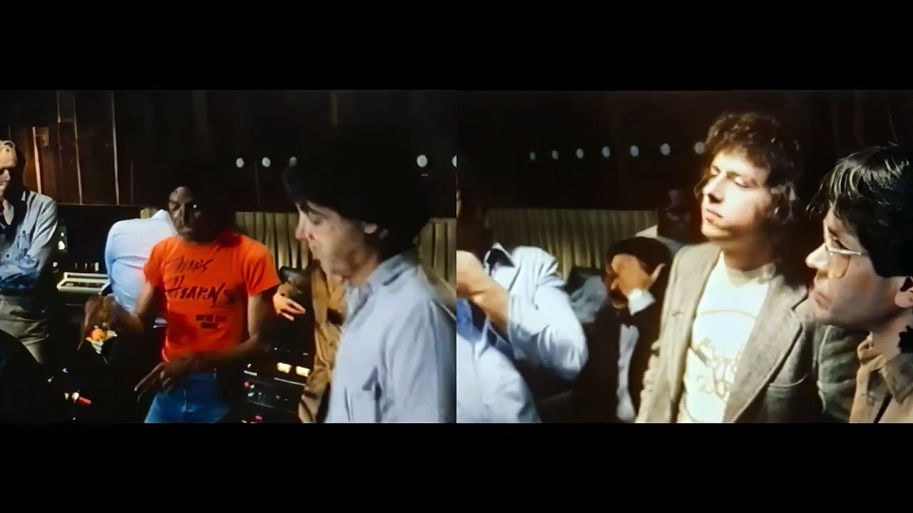 Paul McCartney and Michael Jackson - The Girl Is Mine (HQ Audio)