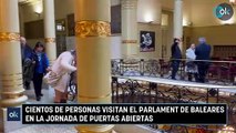 Cientos de personas visitan el Parlament de Baleares en la jornada de puertas abiertas