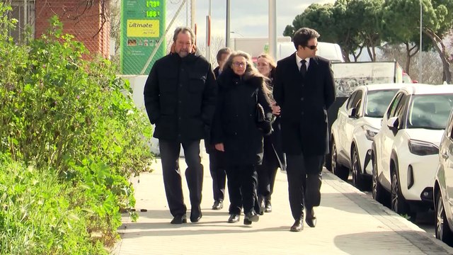 El Rey acude al entierro de Fernando Gómez-Acebo en el cementerio de San Isidro de Madrid